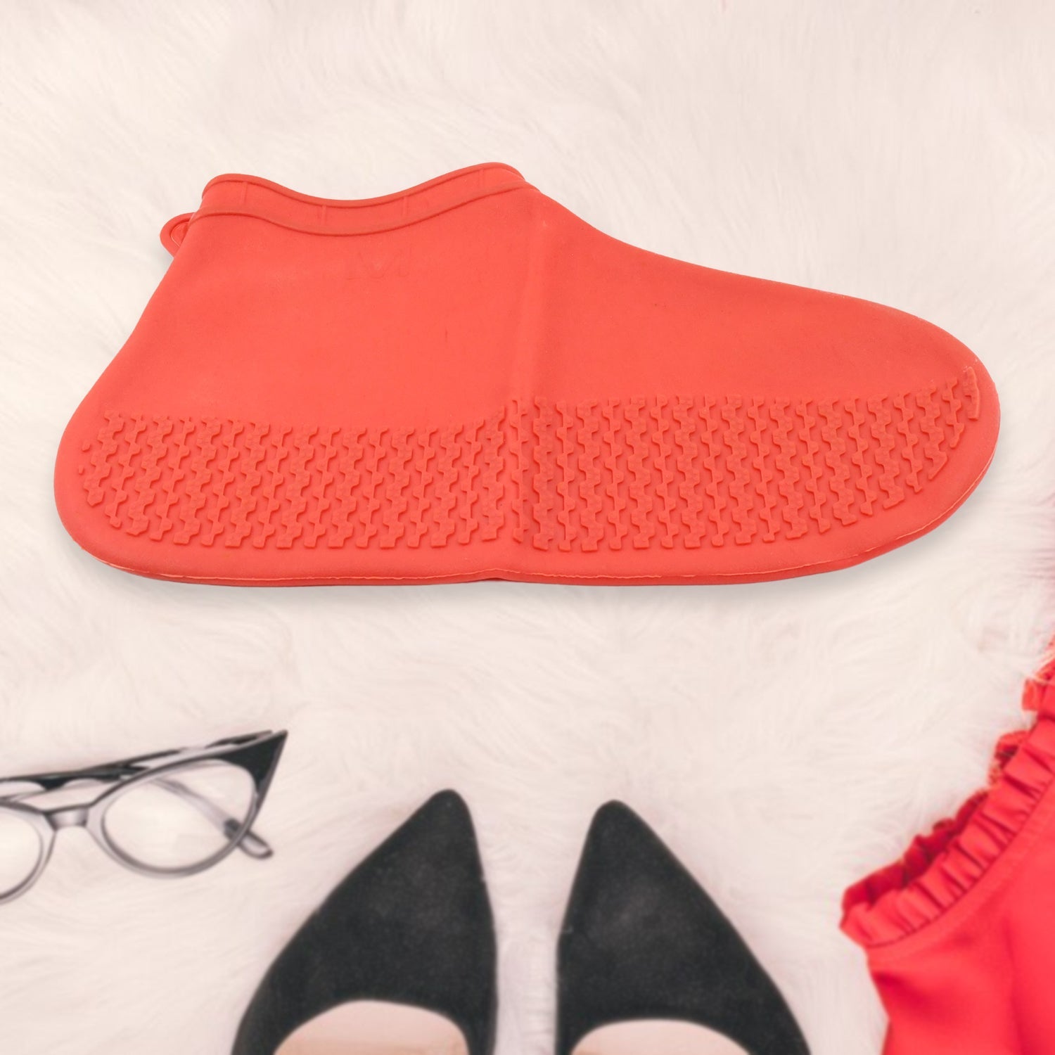Wukusy red silicone shoe covers waterproof with anti-slip sole designed for home improvement